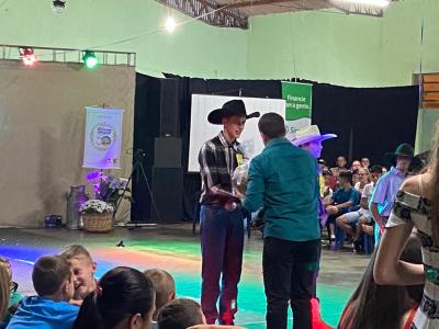 Paróquia Imaculada Conceição do Porto Barreiro realizou a escolha da Princesa do Leite e Cowboy Estiloso